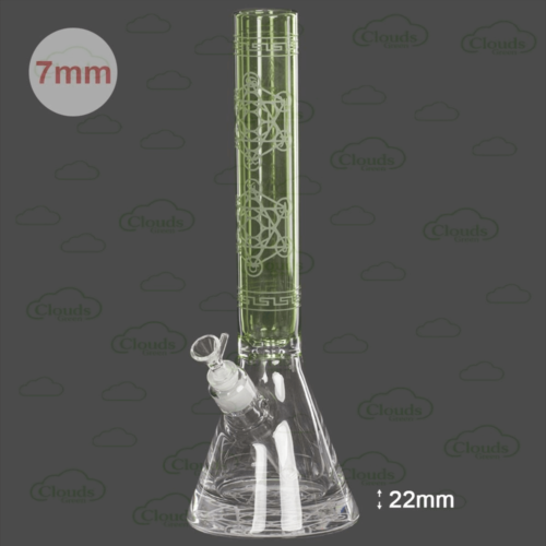 Thick base glass beaker bong