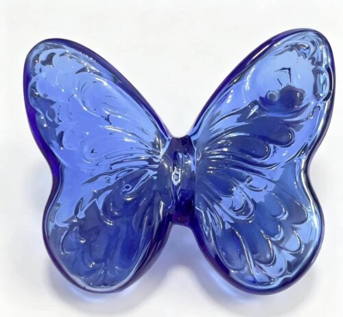 Pink butterfly glass hand pipe,cute novelty shaped glass smoking pipe,multiple color options,custom wholesale glass hand pipe manufacturer popular for female customers