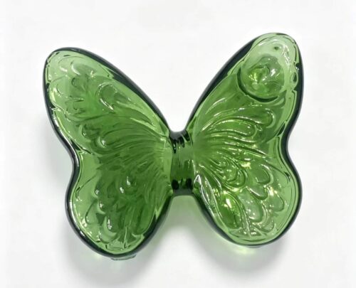 Pink butterfly glass hand pipe,cute novelty shaped glass smoking pipe,multiple color options,custom wholesale glass hand pipe manufacturer popular for female customers